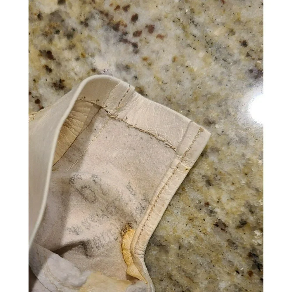 Vintage Leather White 8